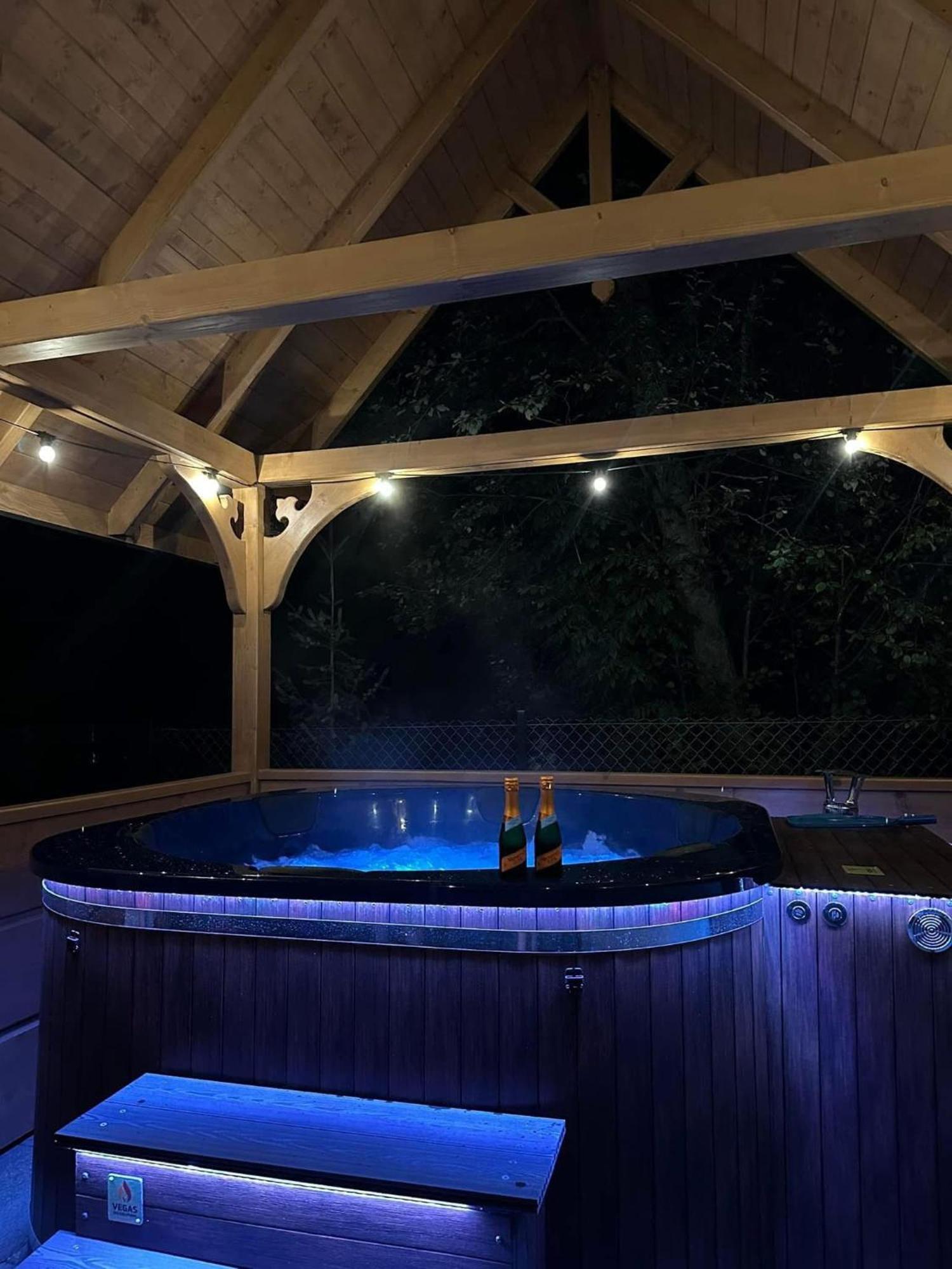 Domki Gawra Z Jacuzzi Zakopane Luaran gambar